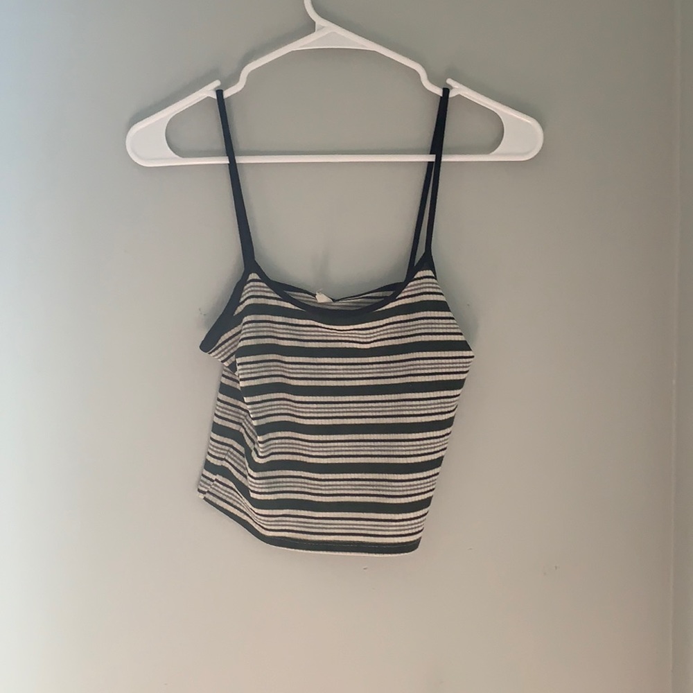PacSun Basics cutie tank/crop top 🤩
